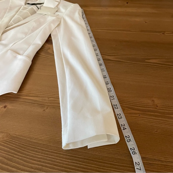 BCBGMaxAzria Adoree Ruffle Back Blazer Off White Ivory Gardenia XS NWOT - Picture 13 of 13